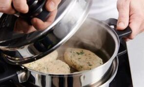 تم تغطيتها بضع Schnitzel
